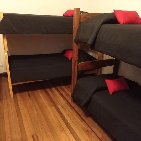 Hostal Irreal 圣地亚哥 外观 照片