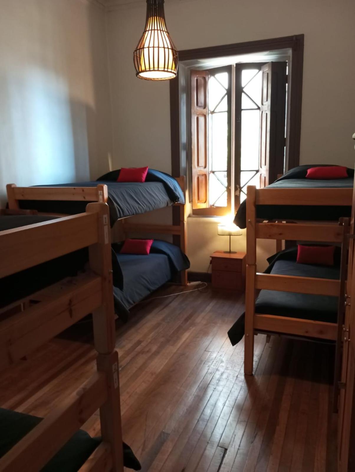 Hostal Irreal 圣地亚哥 外观 照片
