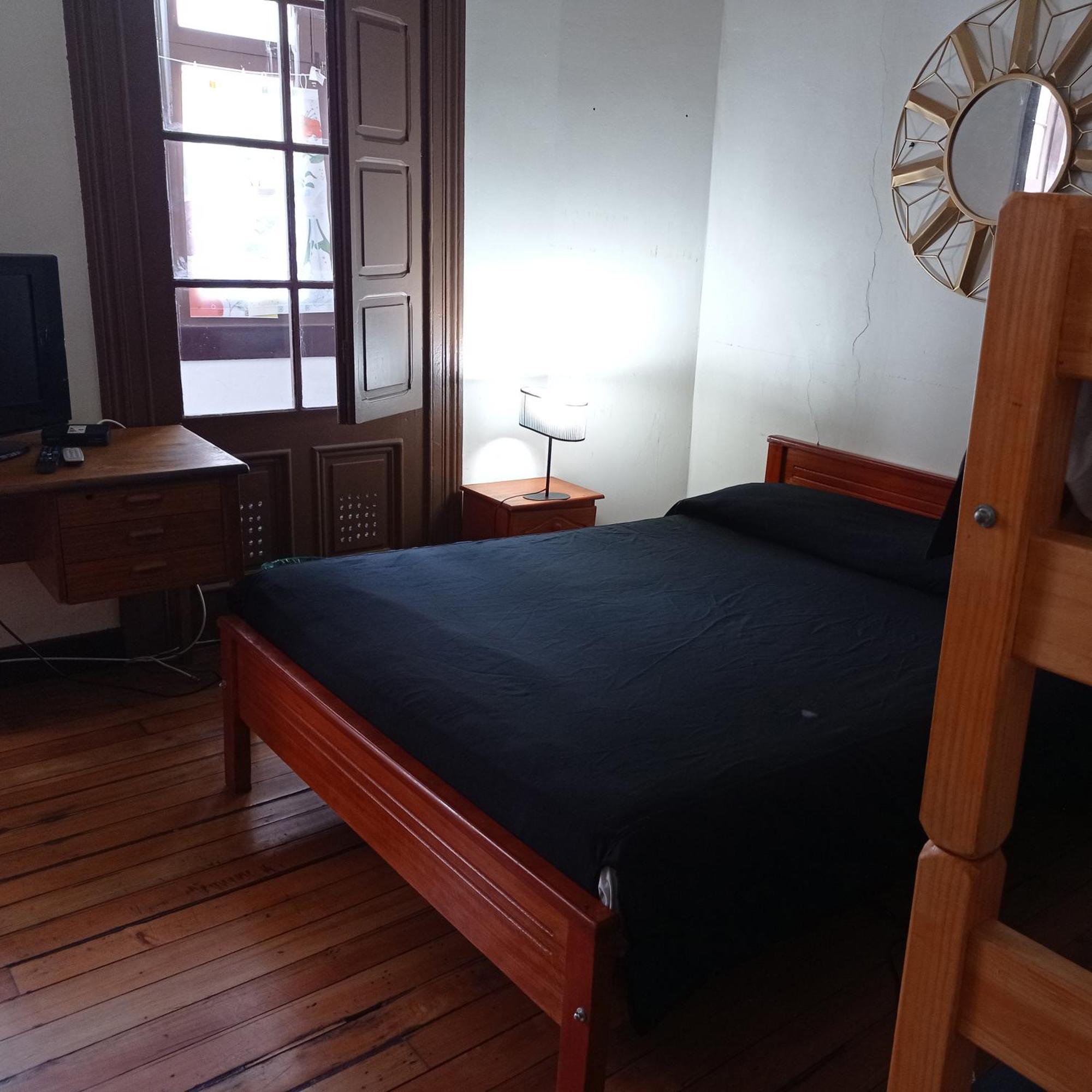 Hostal Irreal 圣地亚哥 外观 照片